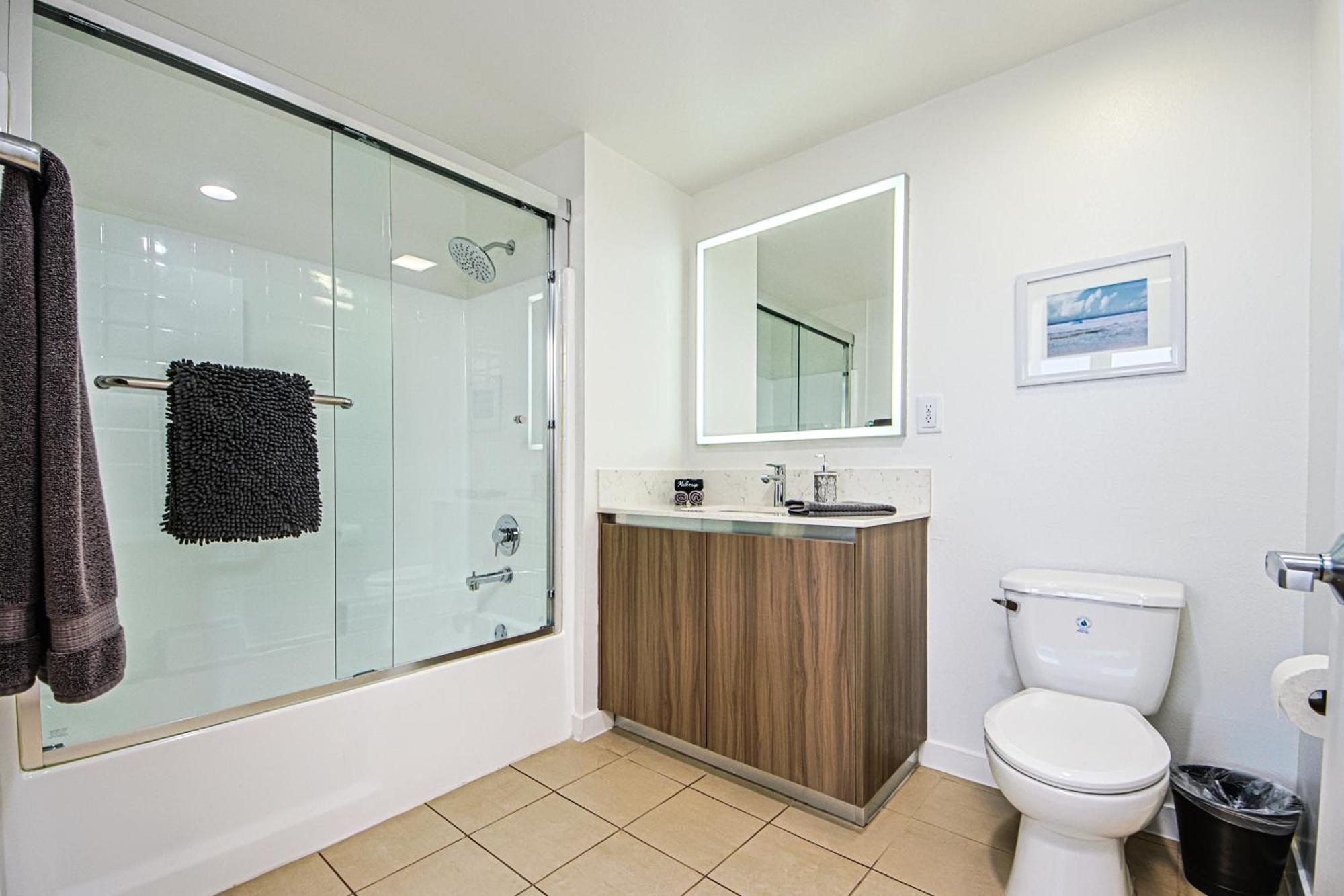 The Carlton - Modern-Lux 2 Master Suites-Secure Bldg & Parking- 5 Blks To Ocean Ave Appartamento Los Angeles