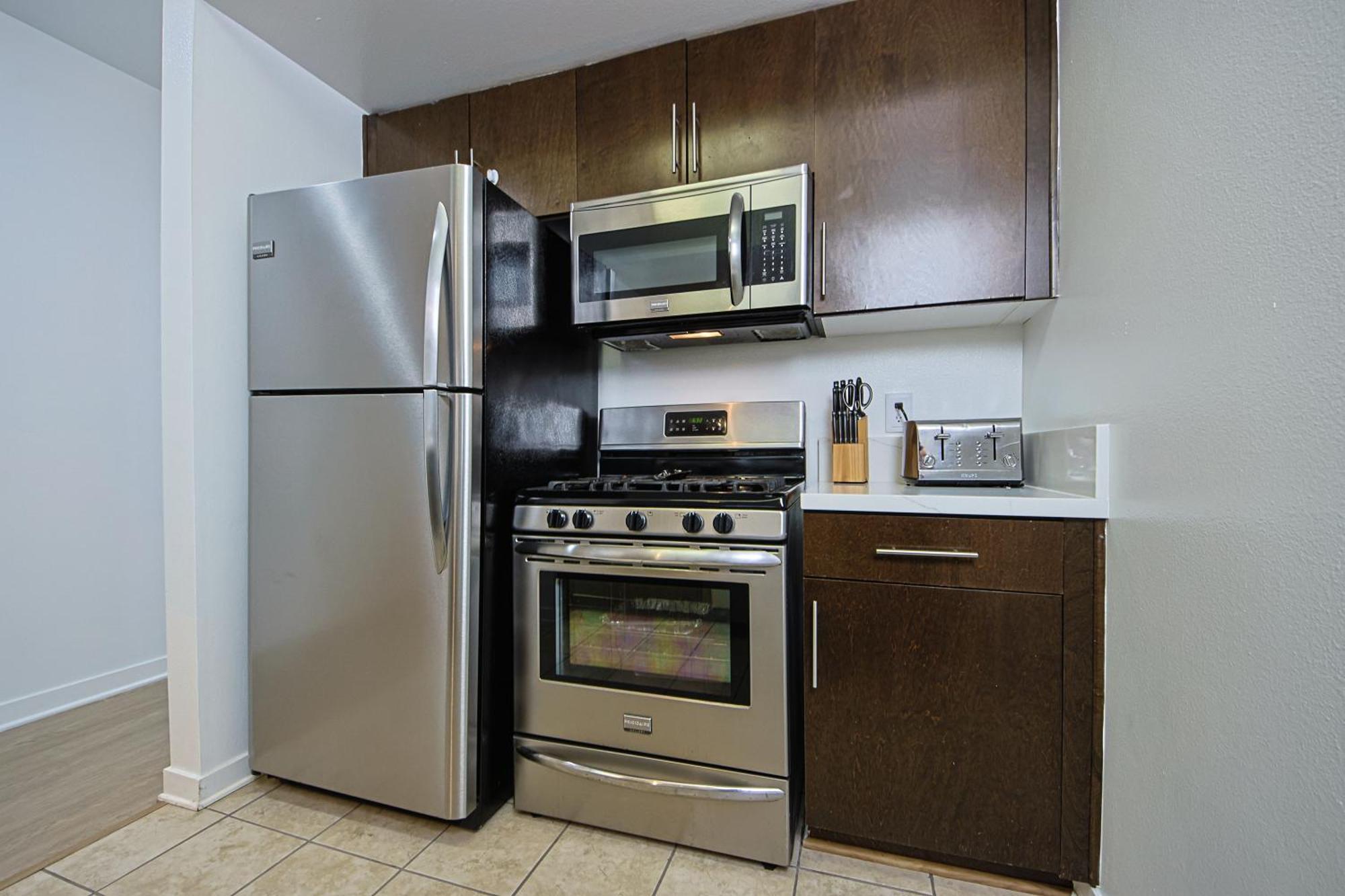 The Carlton - Modern-Lux 2 Master Suites-Secure Bldg & Parking- 5 Blks To Ocean Ave * Los Angeles